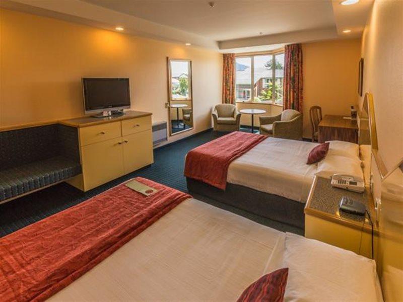 Distinction Luxmore Hotel Te Anau Luaran gambar